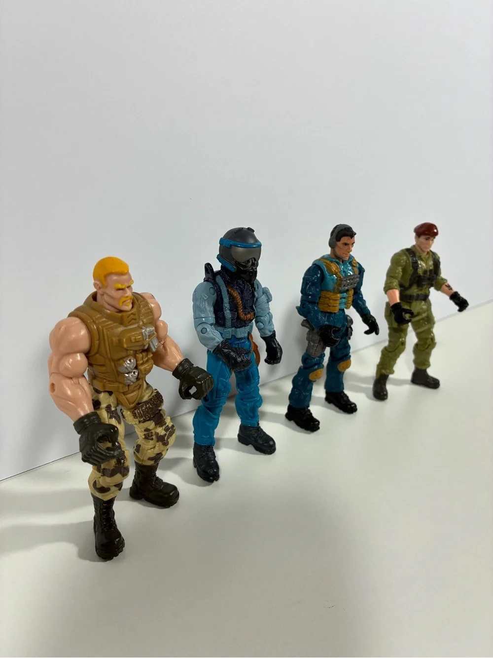 Vintage 2005 Lanard CORPS Military Soldier Action Figures Lot of 4 Scuba Soldier